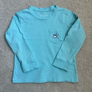 Boys 4t Vineyard Vines snowman whale long sleeve t-shirt.